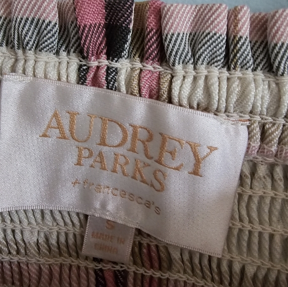 Plaid Mini Dress with Ruffled Sleeves - Picture 4 of 4